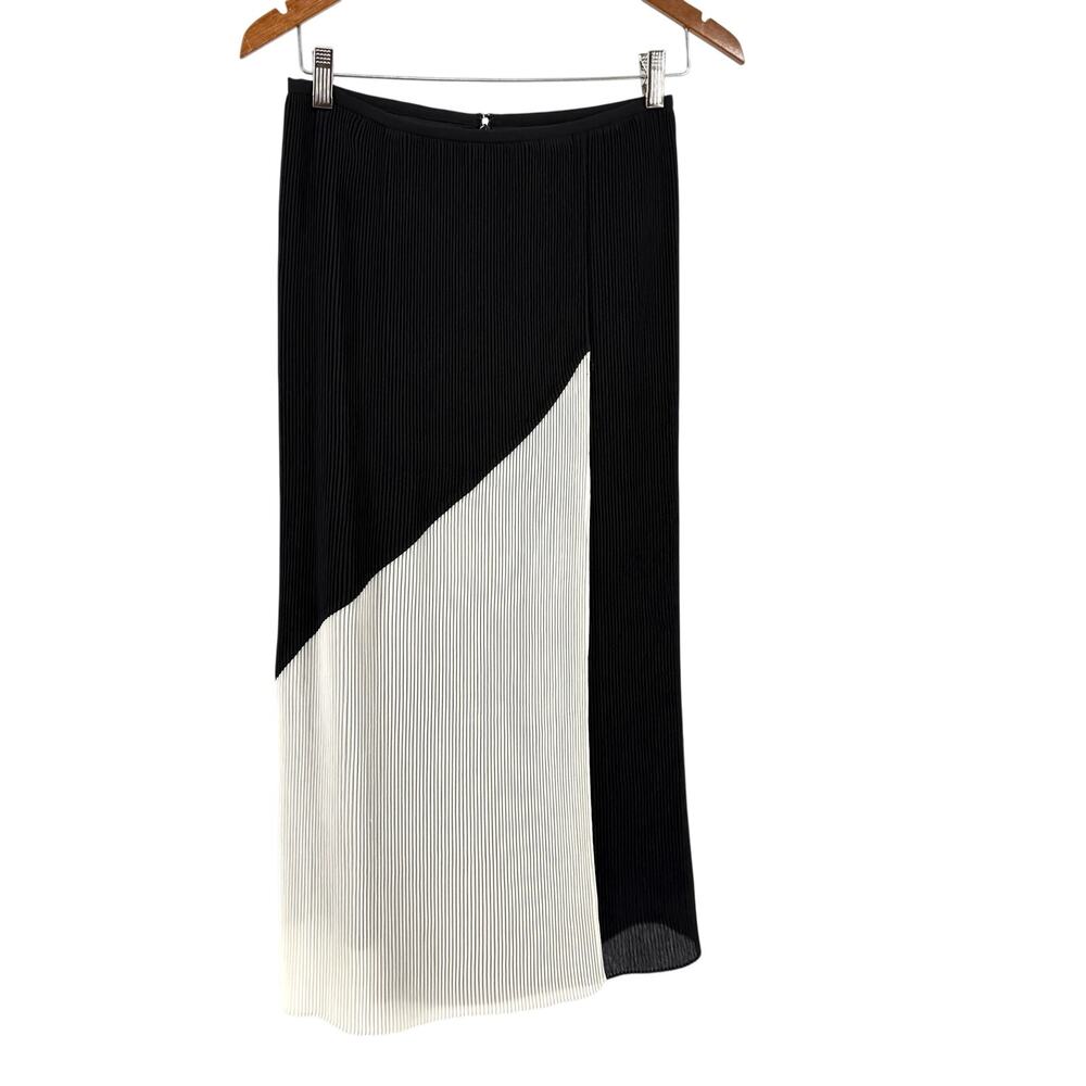 Halston Black Chalk Color Block Pleated Wrap Skirt